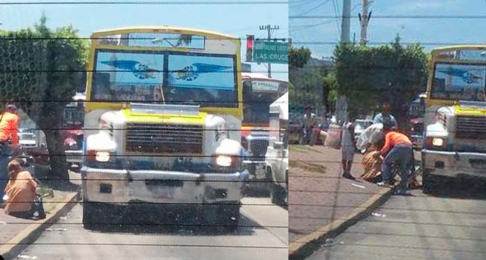 Urbanero atropella a discapacitado frente al Hospital Vicente Guerrero