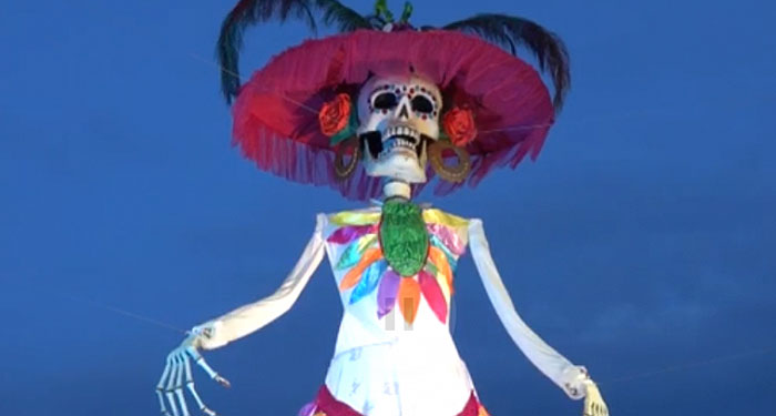 Por primera vez en Acapulco habrá desfile de Catrinas Gigantes